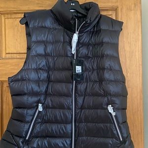 Mackage Vest size XL NWT